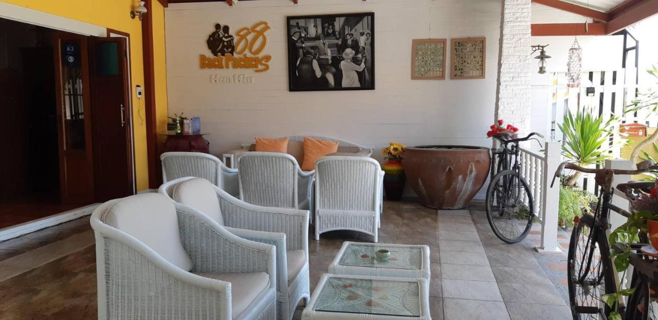 88 Backpackers Hua Hin Hotel Exterior photo