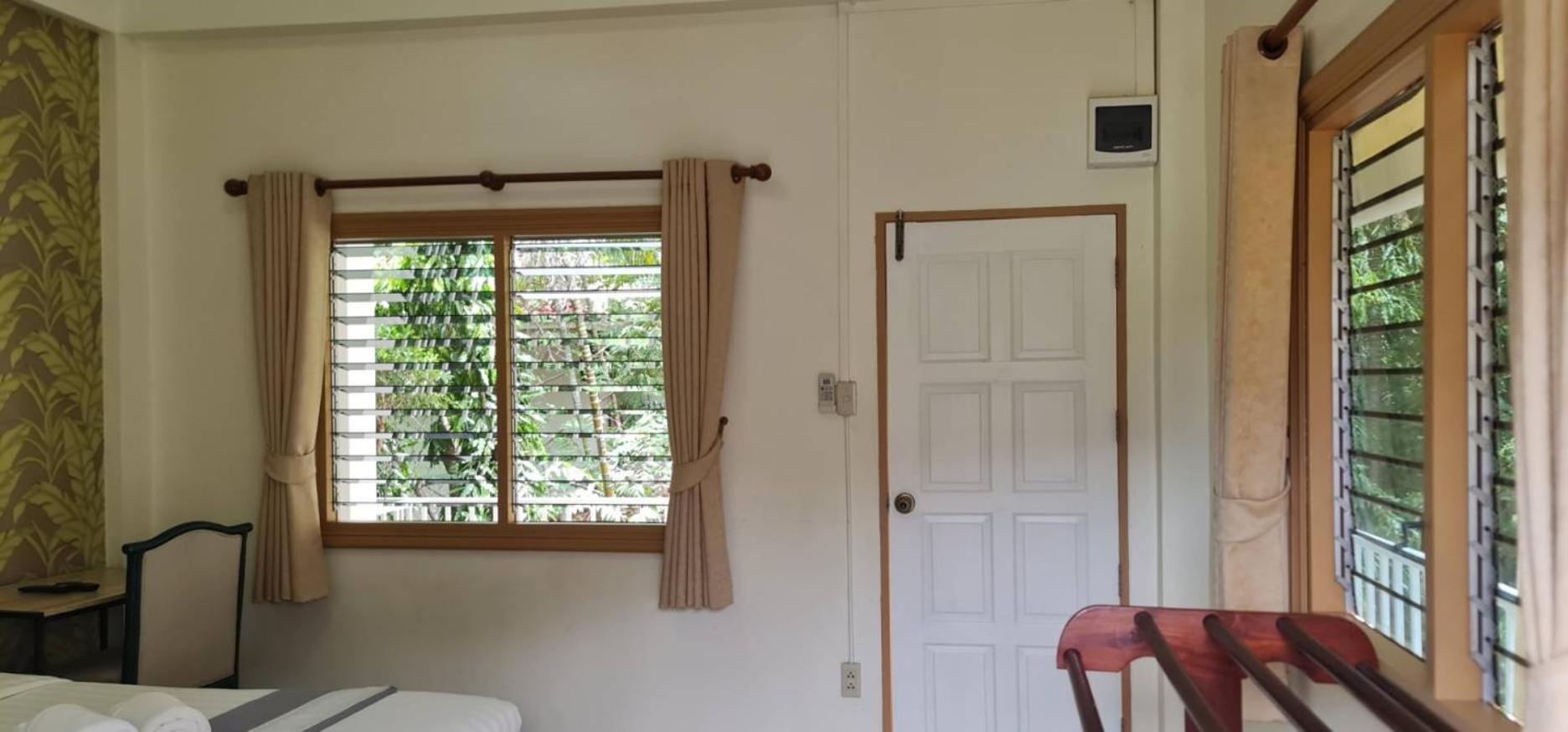 88 Backpackers Hua Hin Hotel Exterior photo