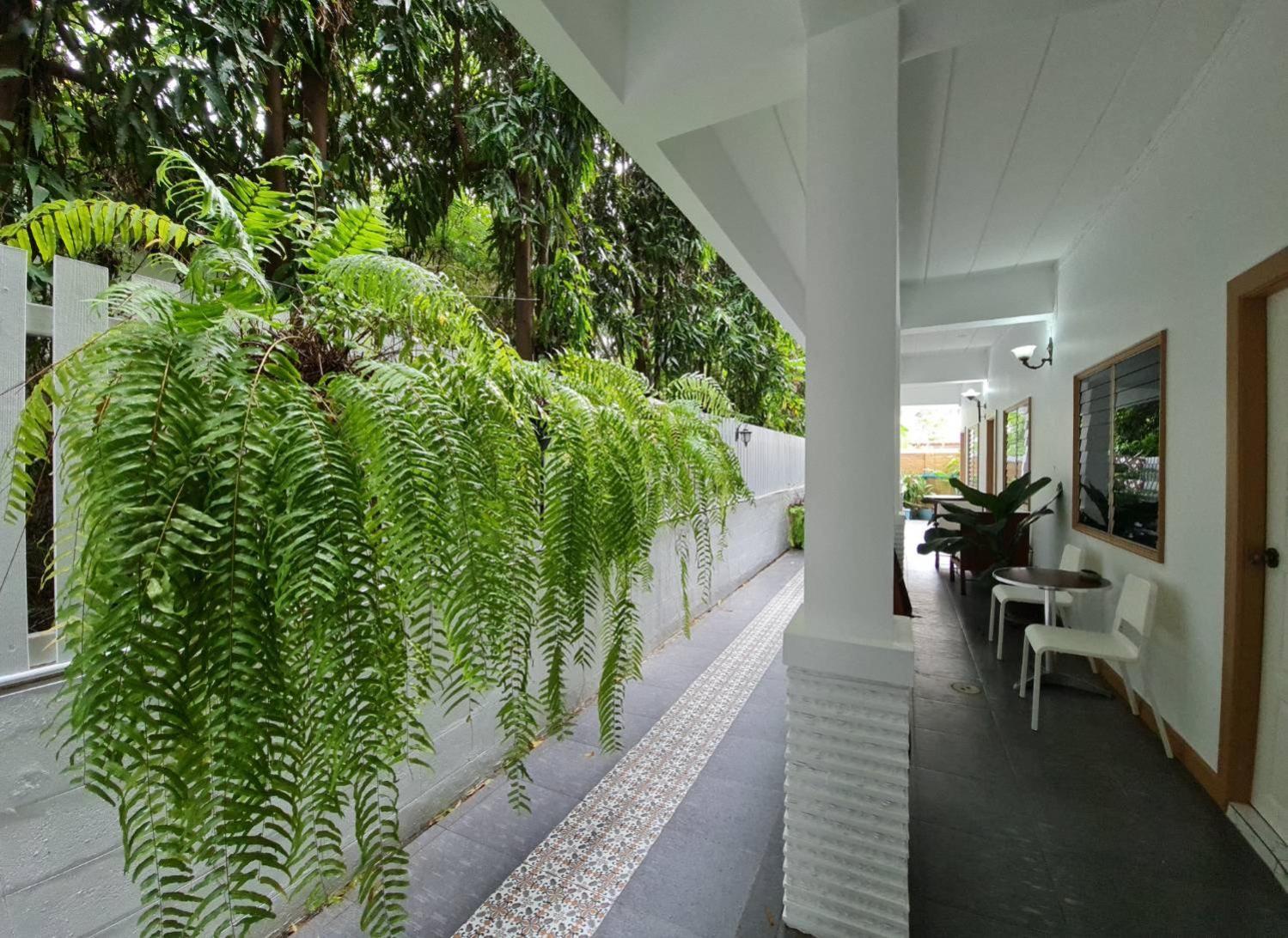 88 Backpackers Hua Hin Hotel Exterior photo