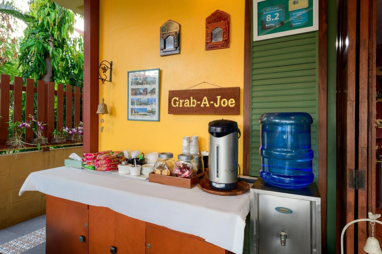 88 Backpackers Hua Hin Hotel Exterior photo