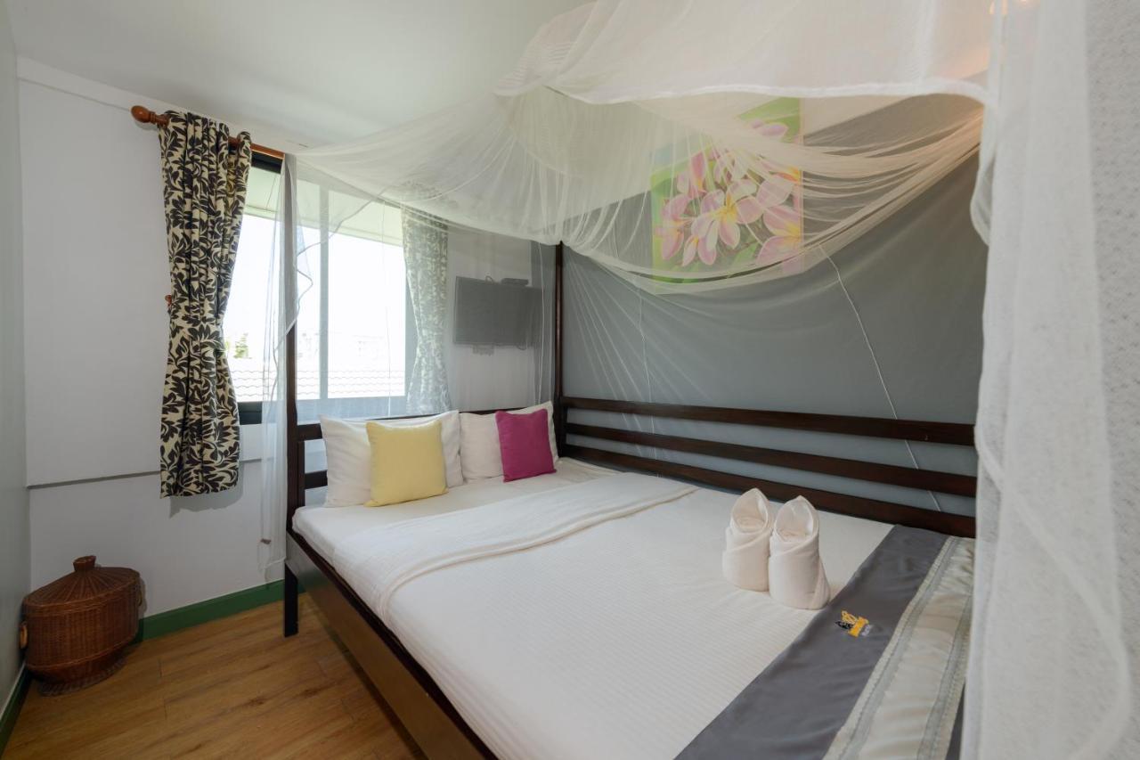 88 Backpackers Hua Hin Hotel Exterior photo